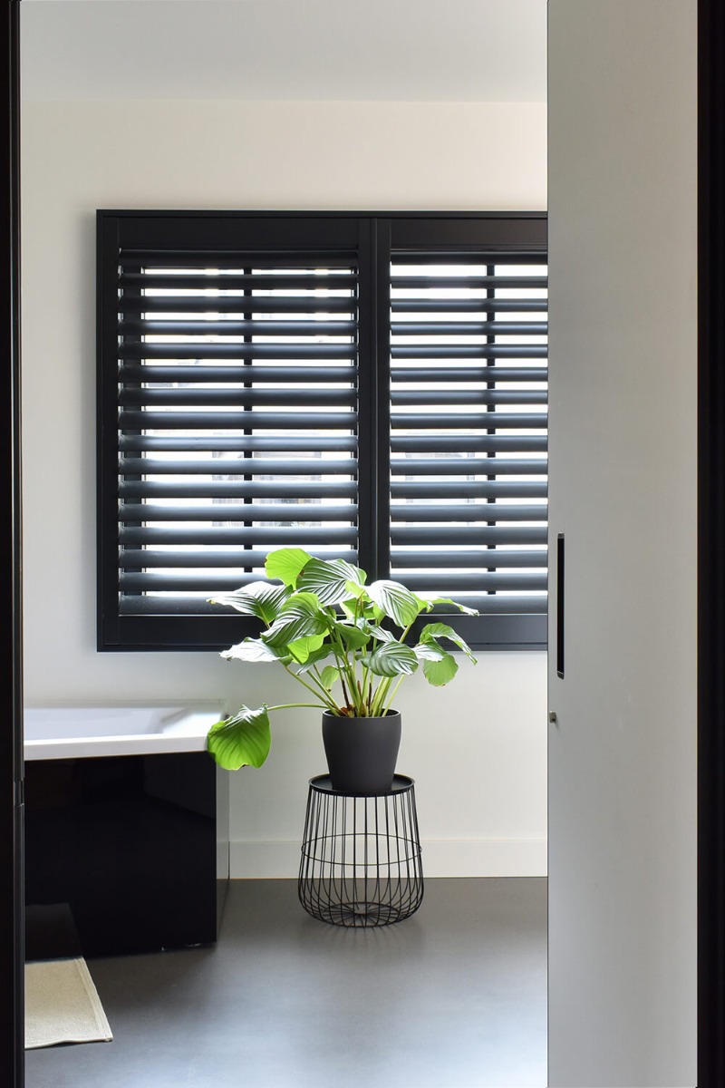 shutters badkamer