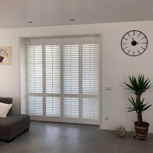 witte shutters schuifpui